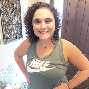 Meet your Posher, Carly